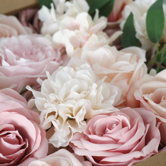 Christmas Flower Box Pink Champagne Rose