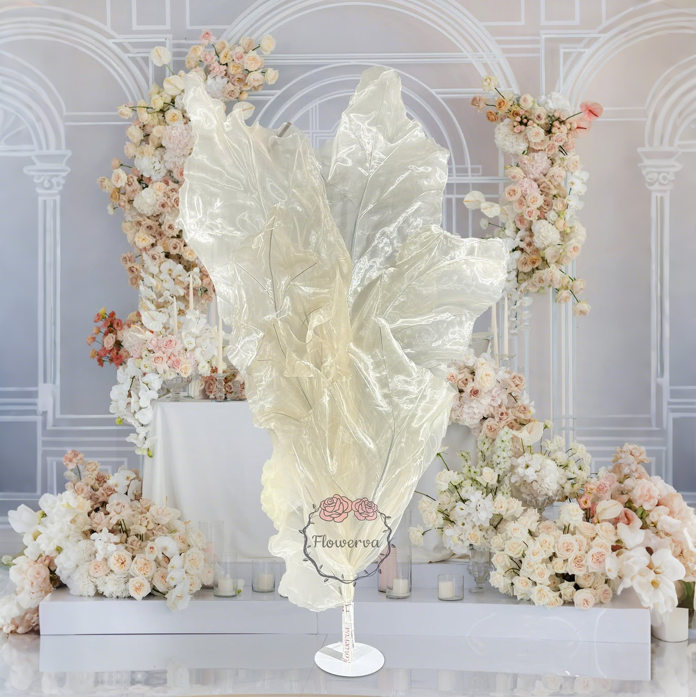 Flowerva Feather in the Clouds Dream Wedding Decoration