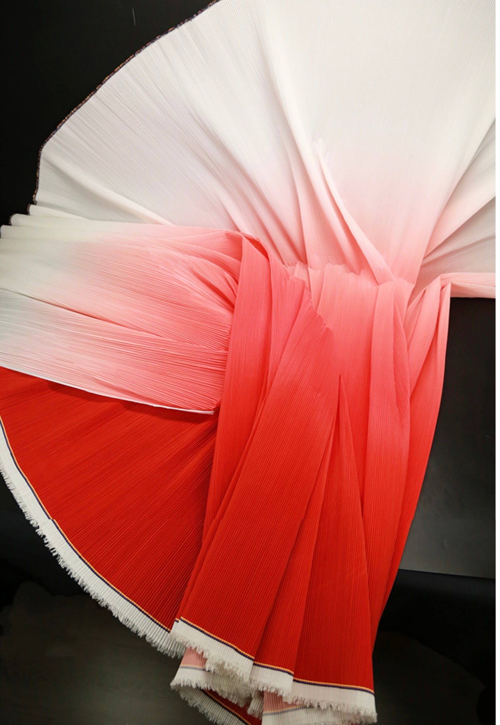 Flowerva Pleated Gradient Color Textured Fabric Handmade DIY Decoration