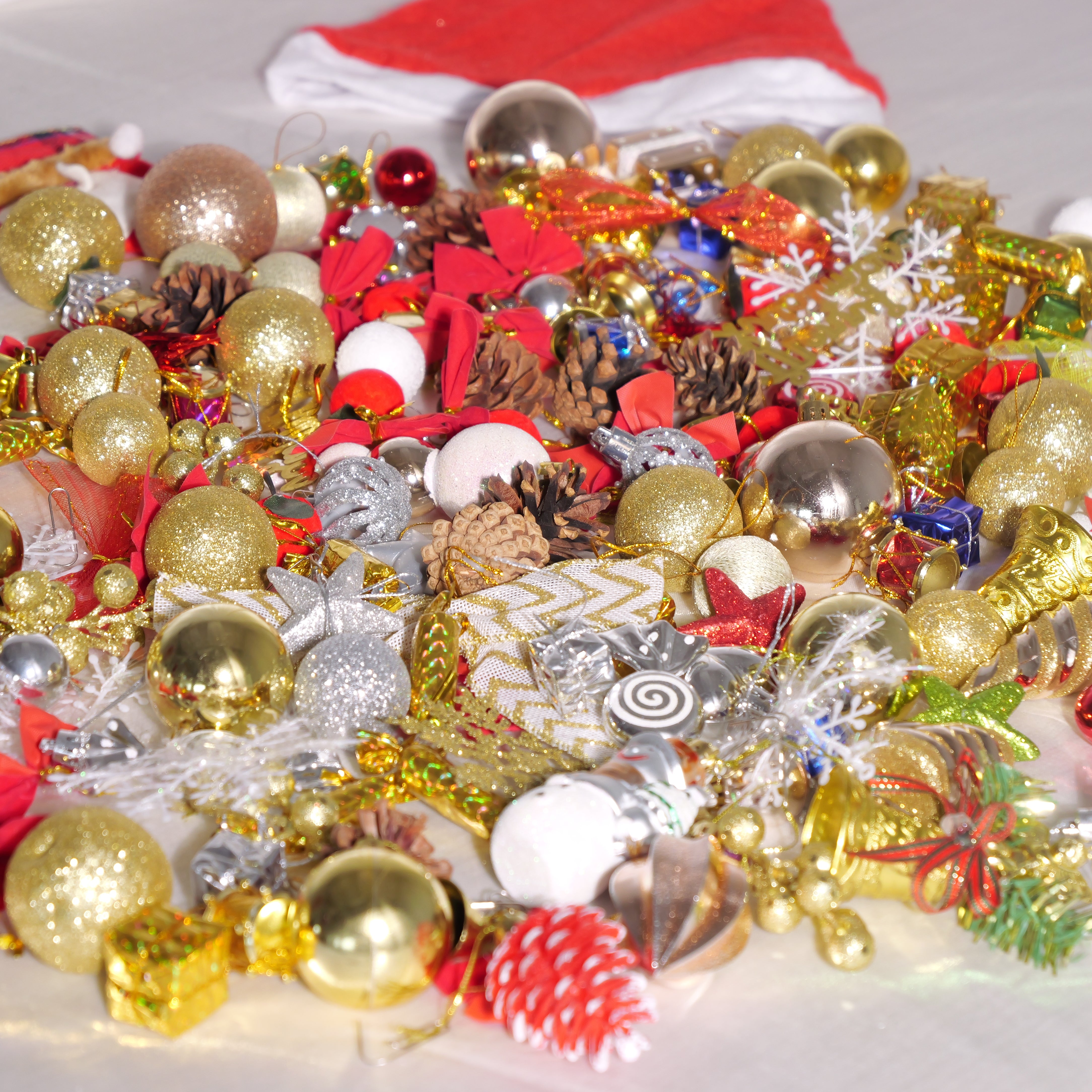Flowerva Height Fabric Table Flower Christmas Decor (Including Hanging Decor)