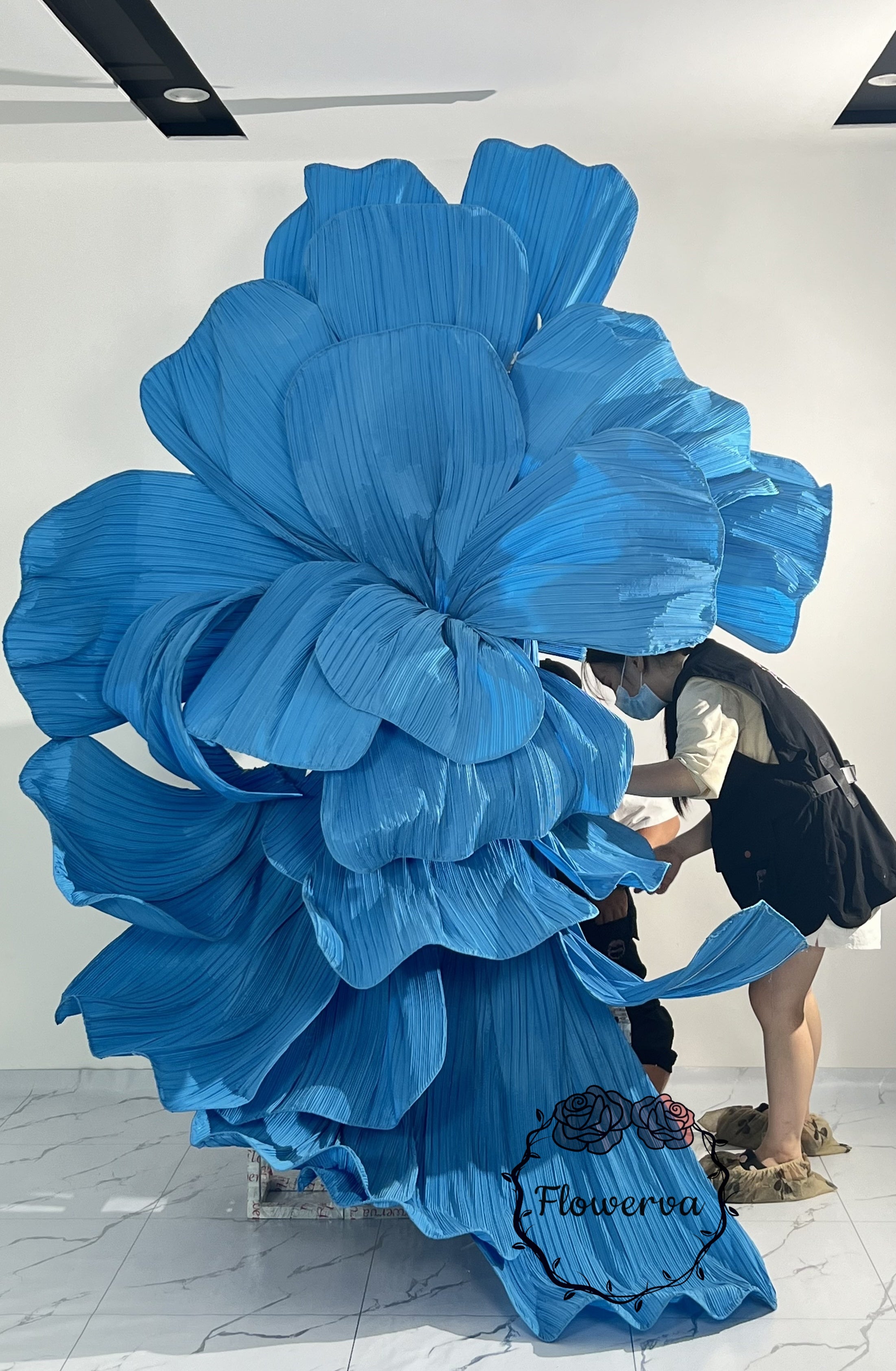 Flowerva Giant Blue Flying Sky Flower Shape Event Decor