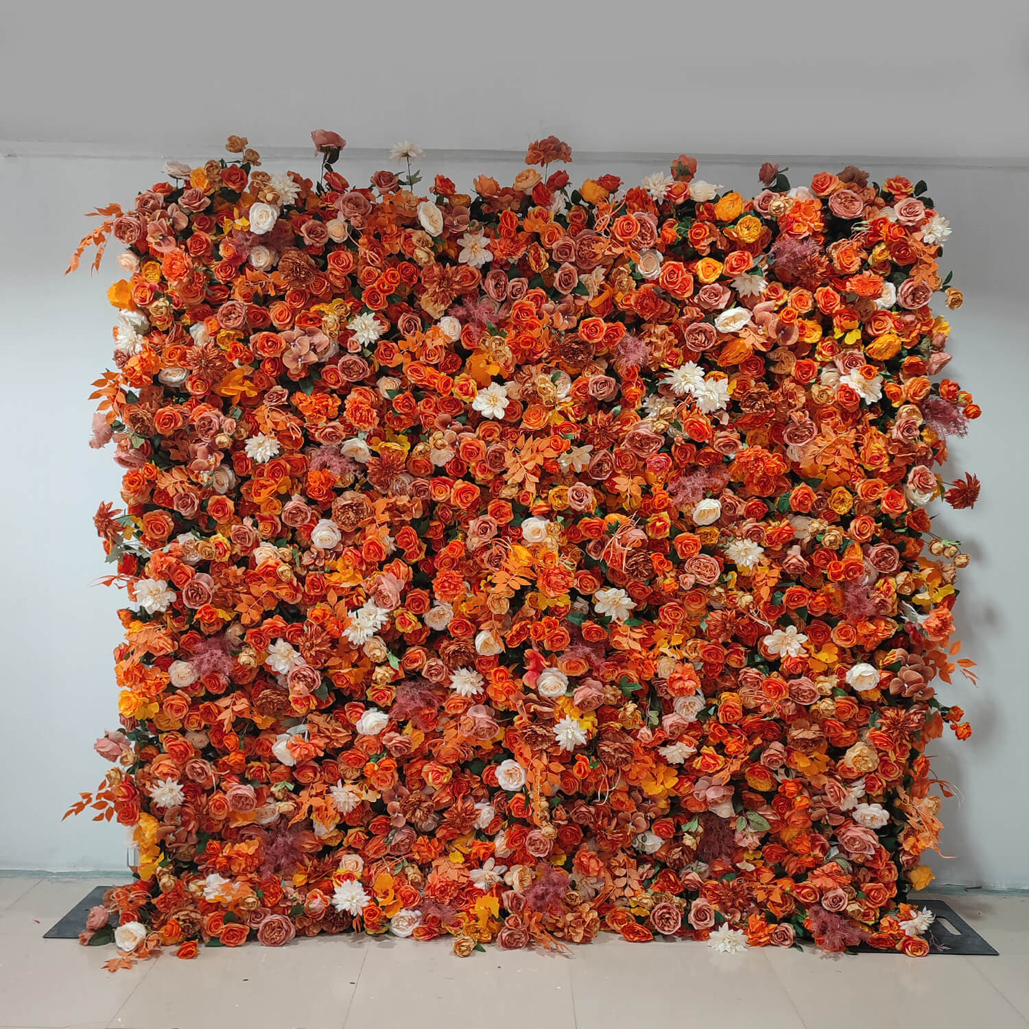 Flowerva Glamorous Rose Bouquet Wall Ensemble Scène de mariage Décoration florale