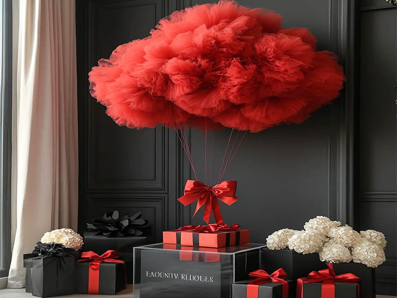 Unleash your charm and light up your Queen's Day!