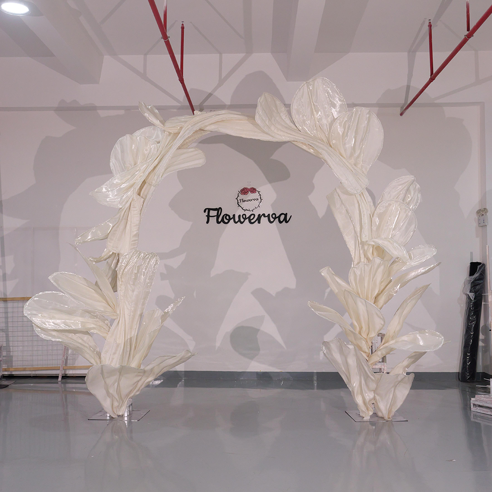 Flowerva Sculptural Petal Arch Wedding Decoration