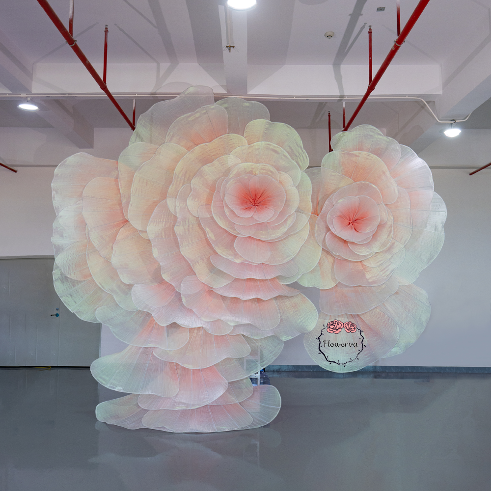 Flowerva Romantic Flower Art – Oversized 3D Petal Wedding Event Installation