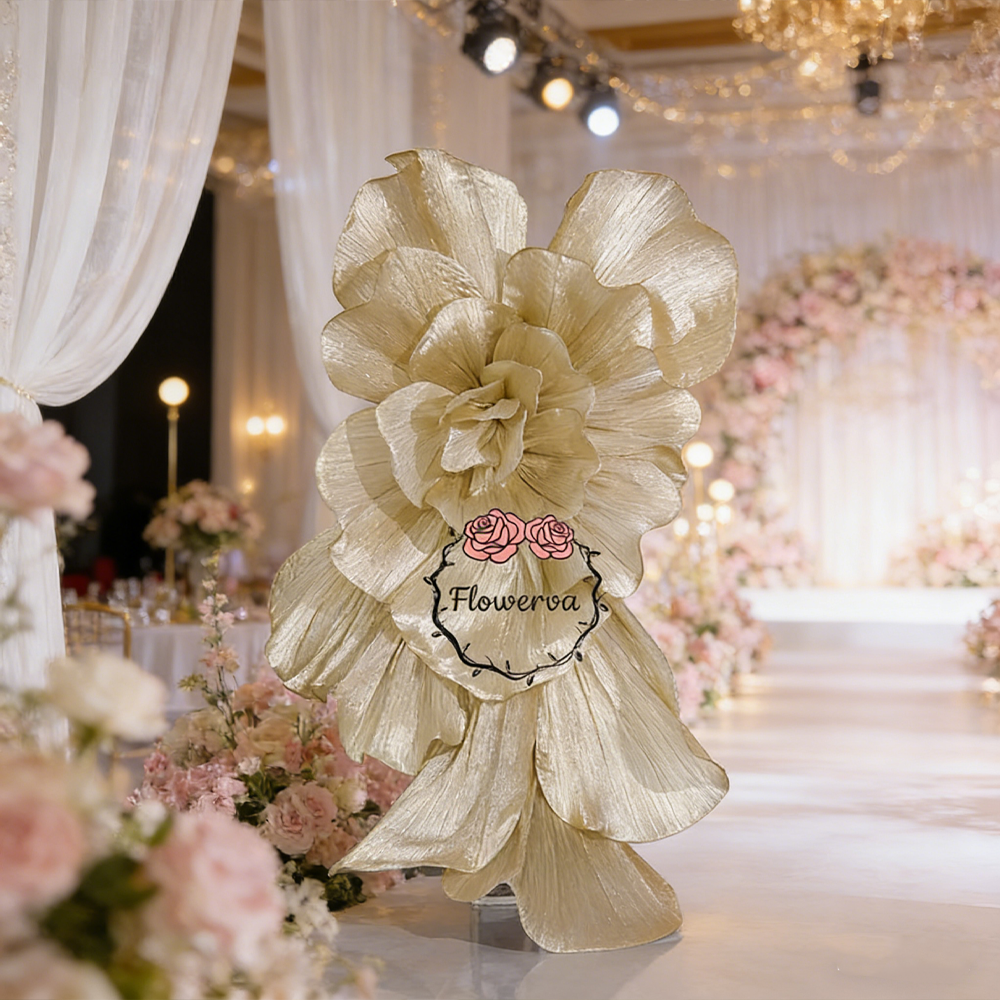 Flowerva Brilliant Pearlescent Wedding Art Installation