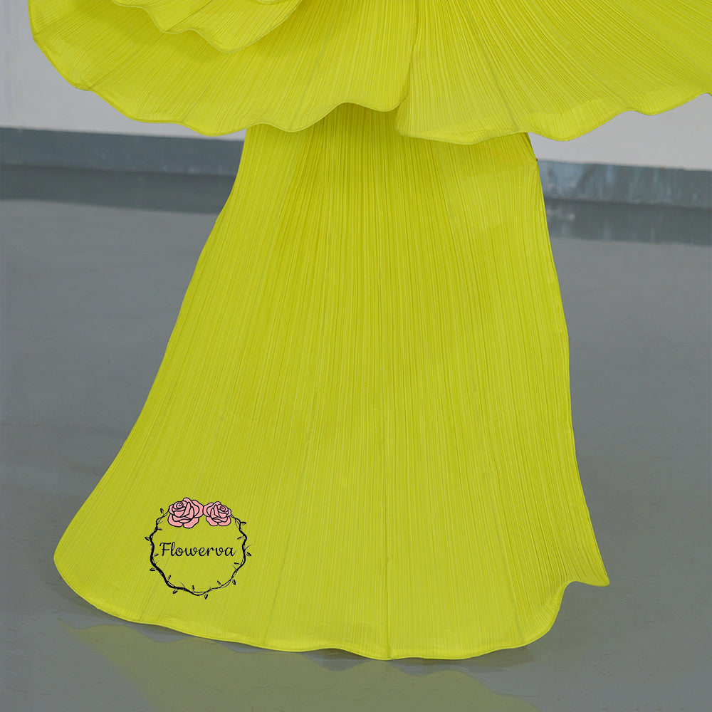 Flowerva Bright Yellow Curve Sculpture Wedding & Event Decor