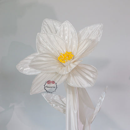 Flowerva Silk Bloom Standing White Luminous Floral Decor